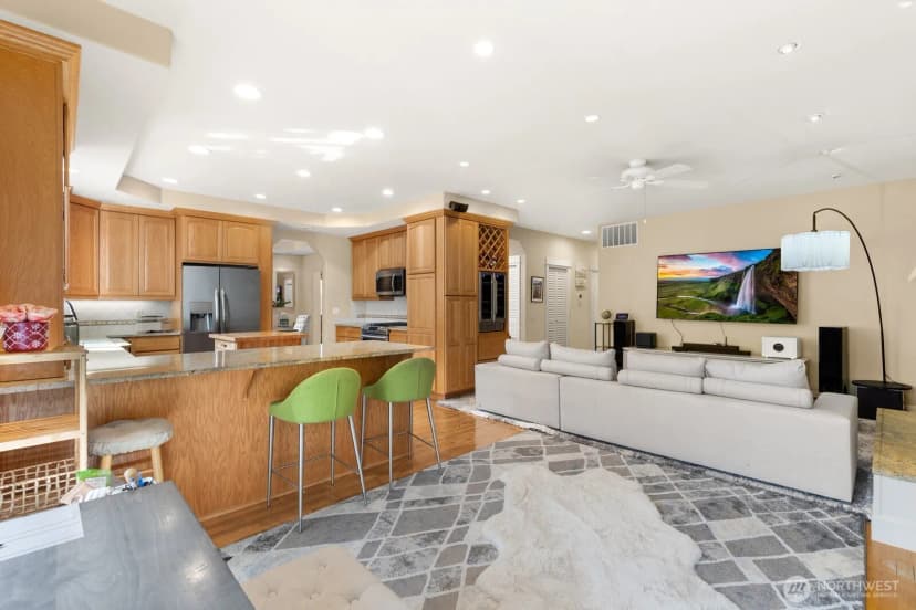 Property photo for 24007 76th Avenue W, Edmonds photo 15