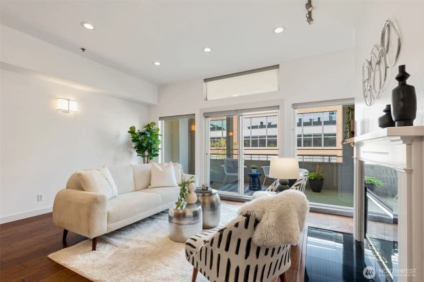 Property photo for 526 1st Avenue S #420, Seattle photo 9