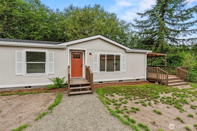 Property photo for 186 Elochoman Valley Road, Cathlamet photo 4
