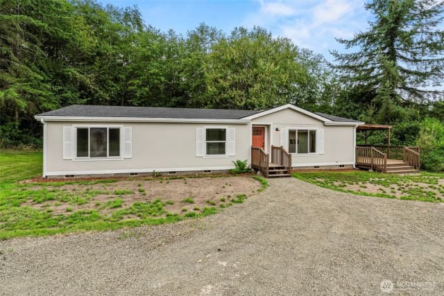 Property photo for 186 Elochoman Valley Road, Cathlamet photo 2