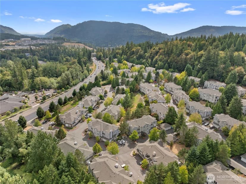 Property photo for 5213 238th Lane Se, Issaquah photo 19
