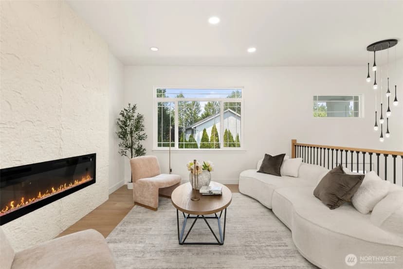 Property photo for 14231 41st Drive Se, Bothell photo 8