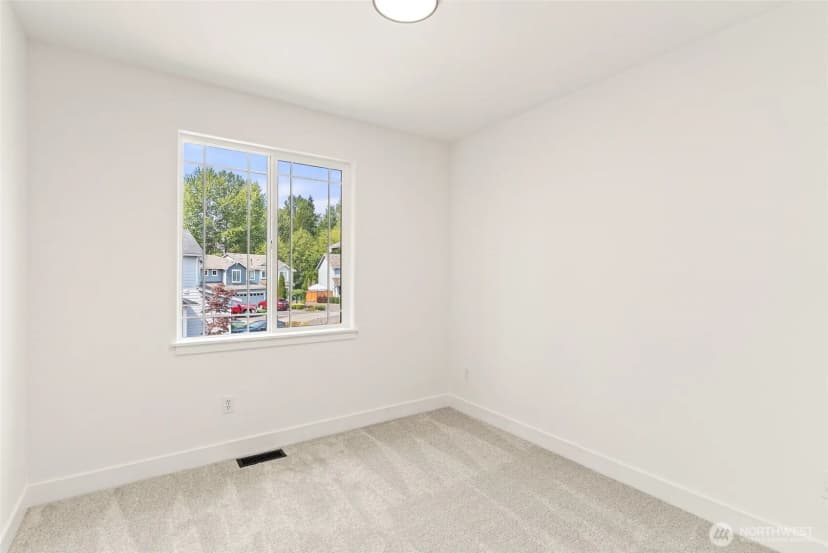 Property photo for 14231 41st Drive Se, Bothell photo 32