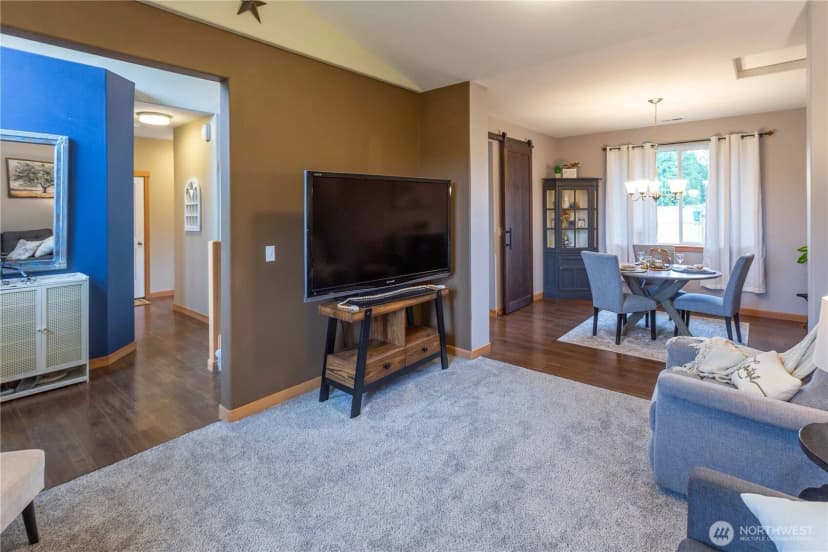 Property photo for 24051 Mangat Lane, Sedro Woolley photo 21