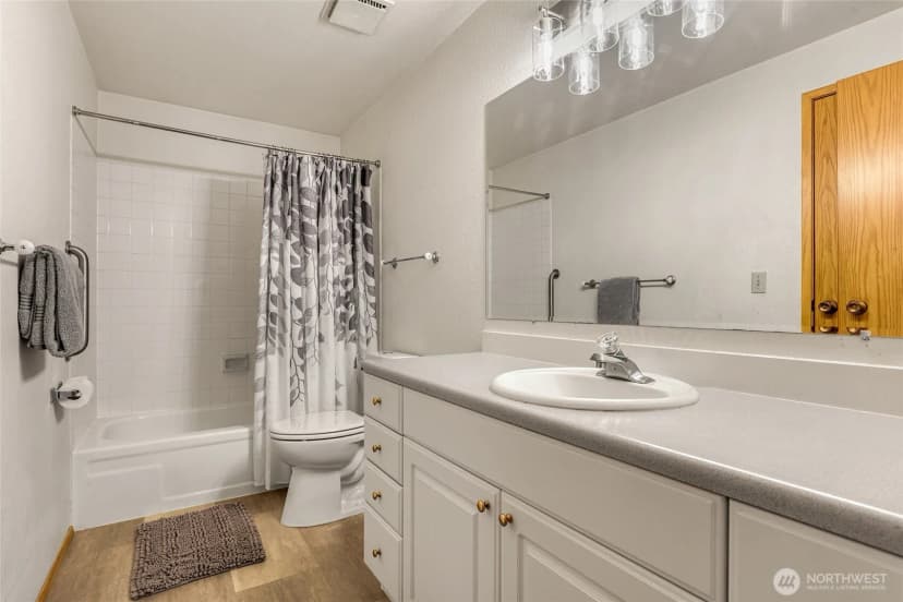 Property photo for 27129 35th Lane S, Kent photo 11