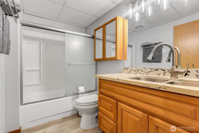 Property photo for 27129 35th Lane S, Kent photo 14