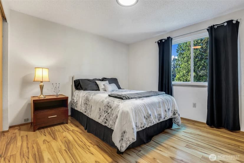 Property photo for 27129 35th Lane S, Kent photo 9