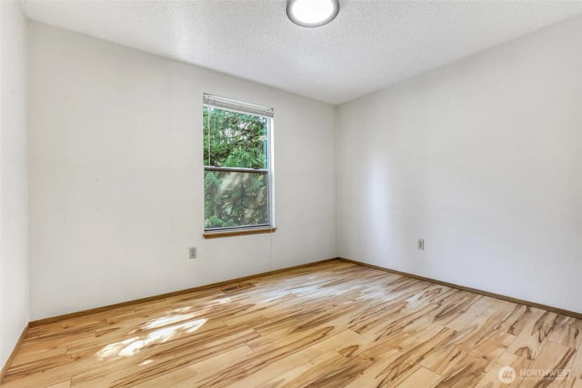 Property photo for 27129 35th Lane S, Kent photo 10