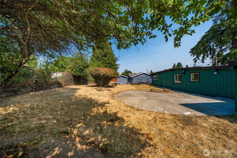 Property photo for 16835 123rd Avenue Se, Renton photo 30