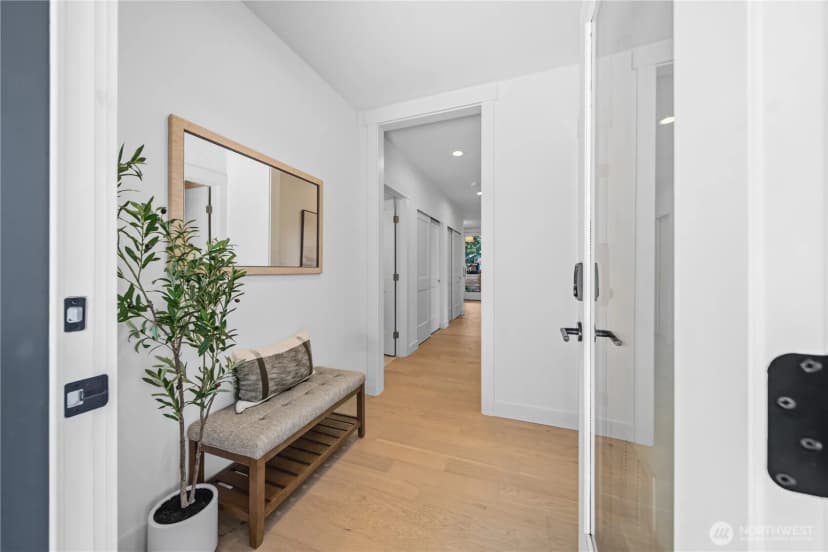 Property photo for 14342 Bagley Avenue N, Seattle photo 34