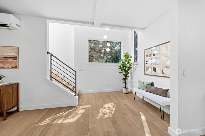 Property photo for 14342 Bagley Avenue N, Seattle photo 18