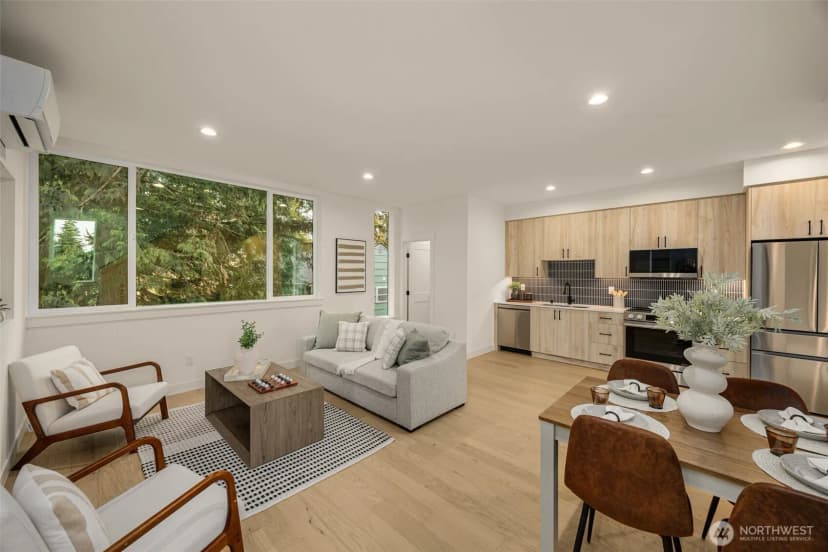 Property photo for 14340 Bagley Avenue N, Seattle photo 5