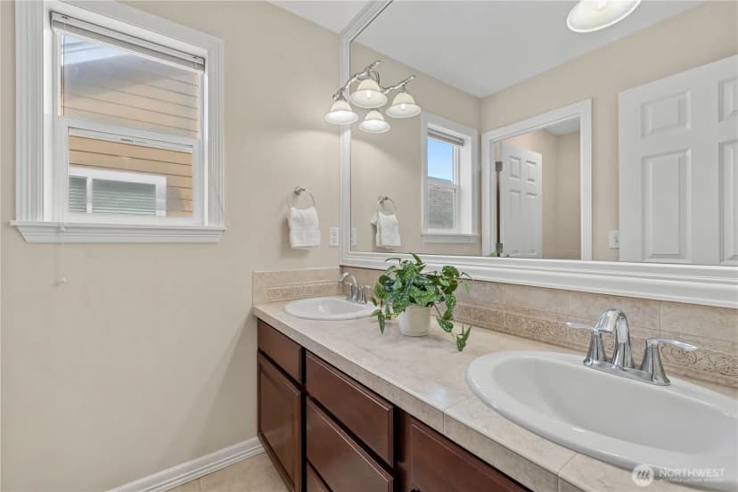 Property photo for 25230 132nd Place Se, Kent photo 24