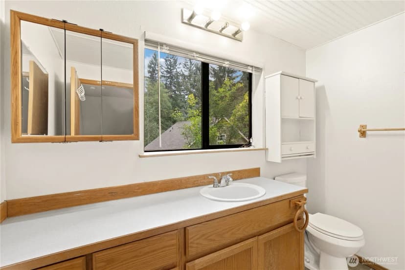Property photo for 9902 274th Street E, Graham photo 32