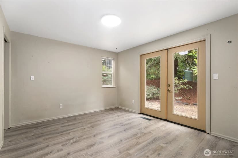 Property photo for 9902 274th Street E, Graham photo 16