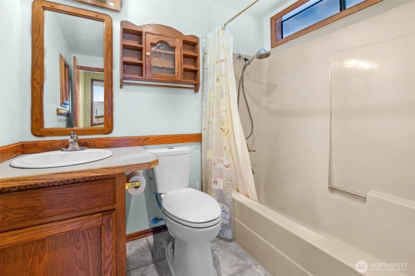 Property photo for 14 S Beach Drive #h, Everett photo 29
