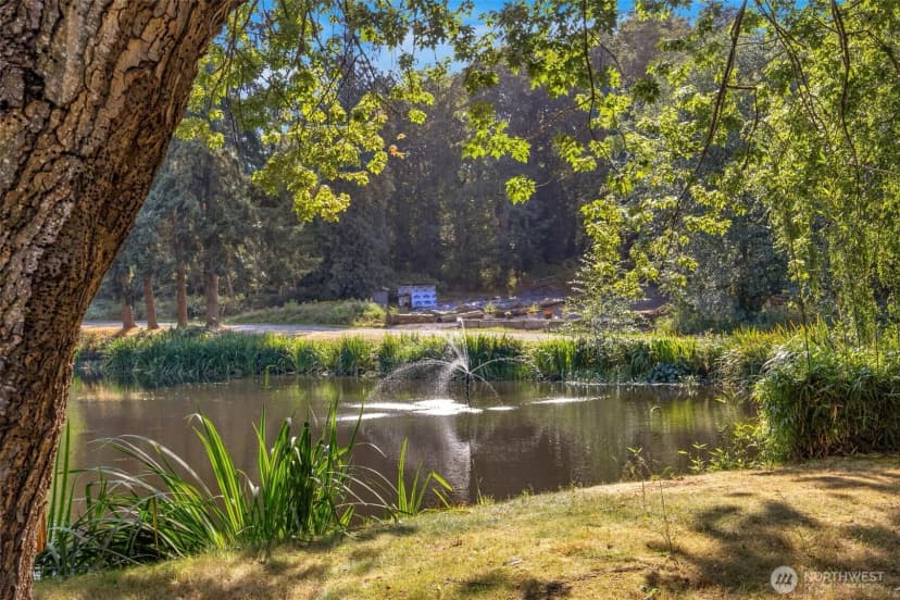 Property photo for 14 S Beach Drive #h, Everett photo 40
