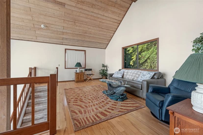 Property photo for 14 S Beach Drive #h, Everett photo 11
