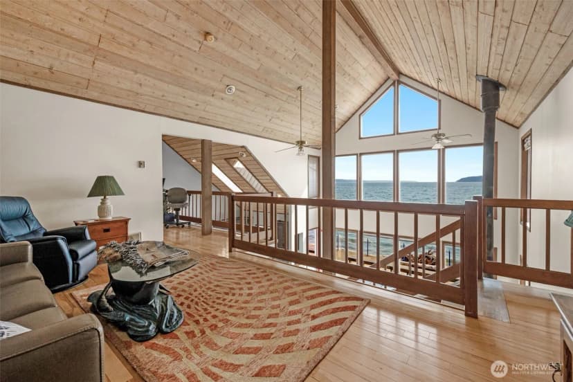 Property photo for 14 S Beach Drive #h, Everett photo 14
