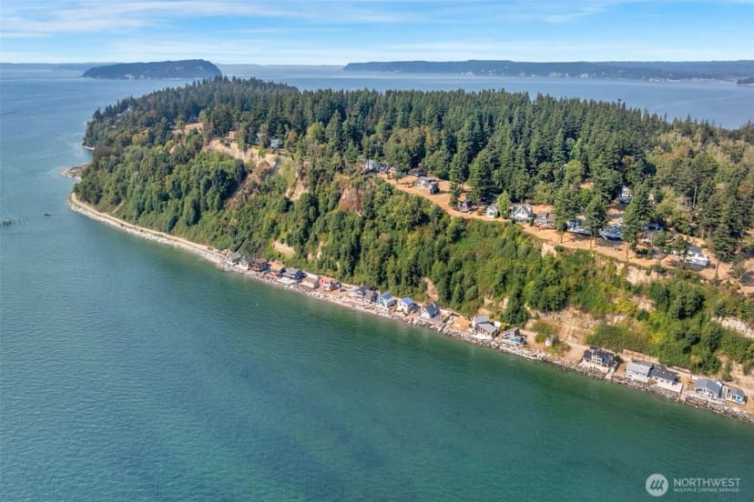 Property photo for 14 S Beach Drive #h, Everett photo 37