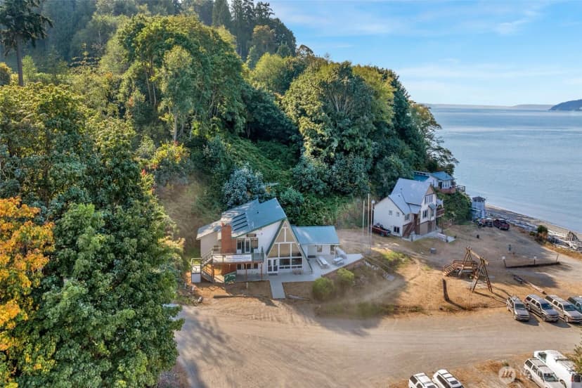 Property photo for 14 S Beach Drive #h, Everett photo 35