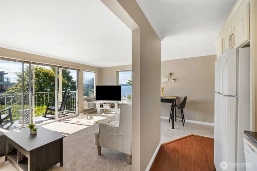 Property photo for 201 2nd Street S #201, Kirkland photo 5