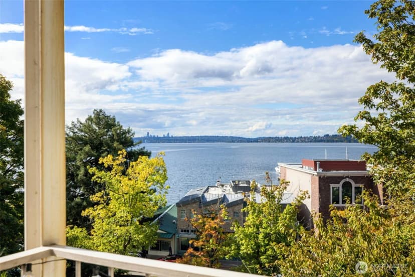Property photo for 201 2nd Street S #201, Kirkland photo 20