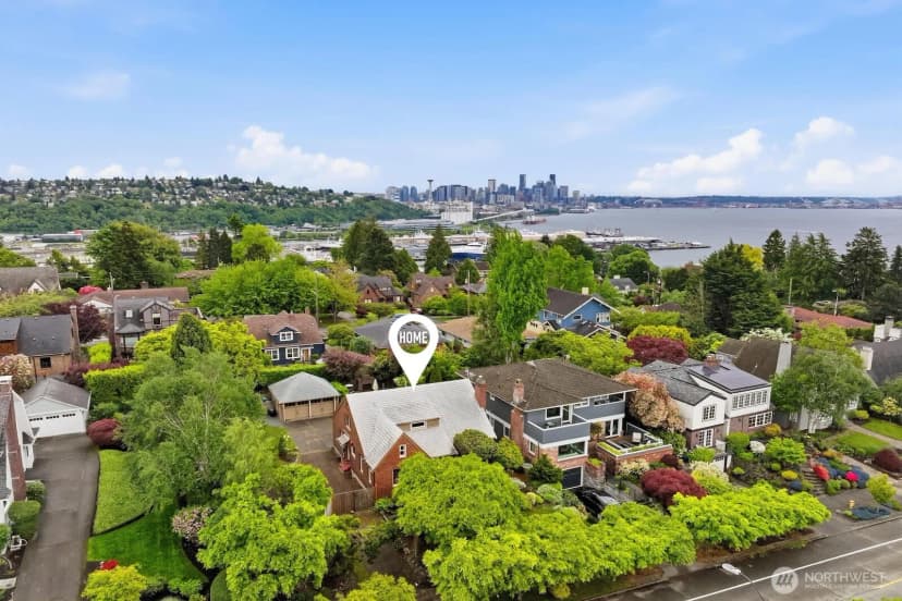 Property photo for 1560 28th Avenue W, Seattle photo 2