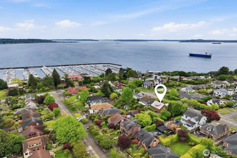 Property photo for 1560 28th Avenue W, Seattle photo 39