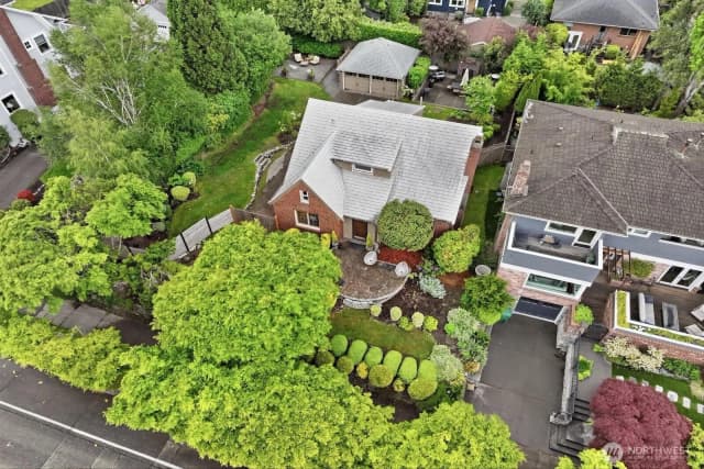 Property photo for 1560 28th Avenue W, Seattle