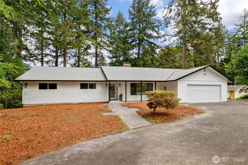 Property photo for 6753 Bellevista Place Nw, Olympia photo 2