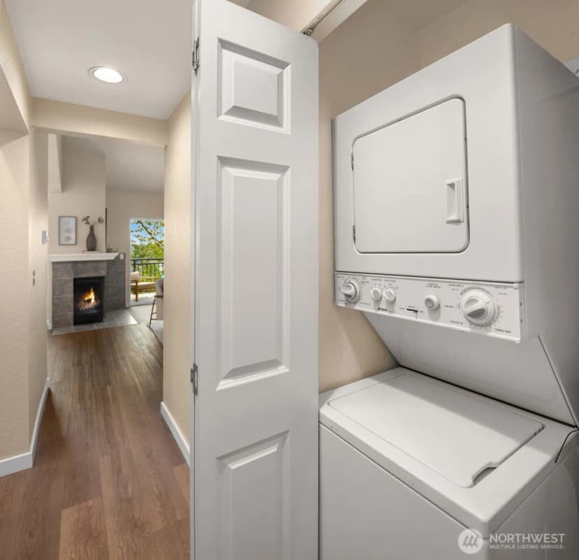 Property photo for 12014 98th Avenue Ne #302, Kirkland photo 21