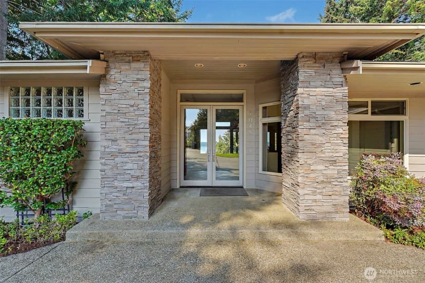 Property photo for 1045 Paha View Drive, Fox Island photo 2