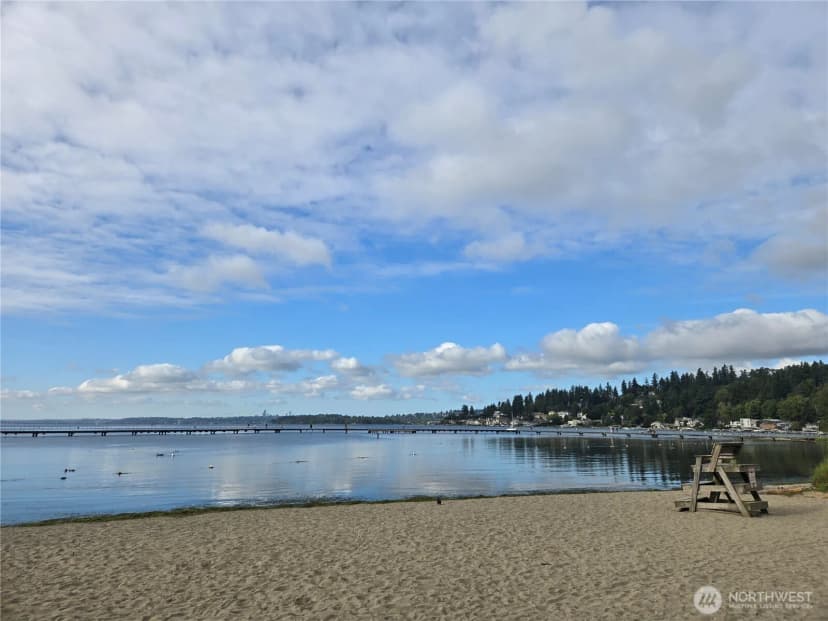 Property photo for 12419 93rd Avenue Ne, Kirkland photo 36