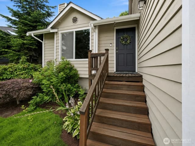 Property photo for 12419 93rd Avenue Ne, Kirkland photo 2