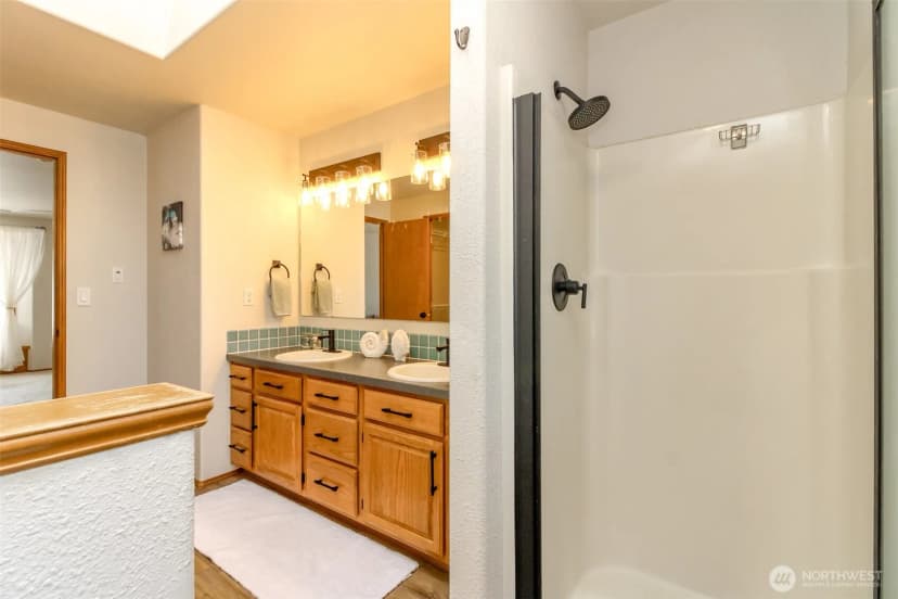 Property photo for 9120 Kelly Court Ne, Lacey photo 28