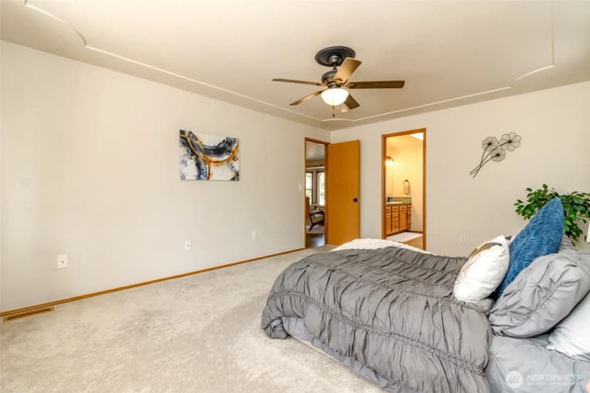 Property photo for 9120 Kelly Court Ne, Lacey photo 22