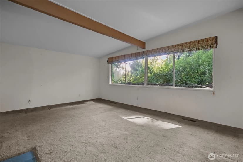 Property photo for 16639 Se 8th Street, Bellevue photo 3
