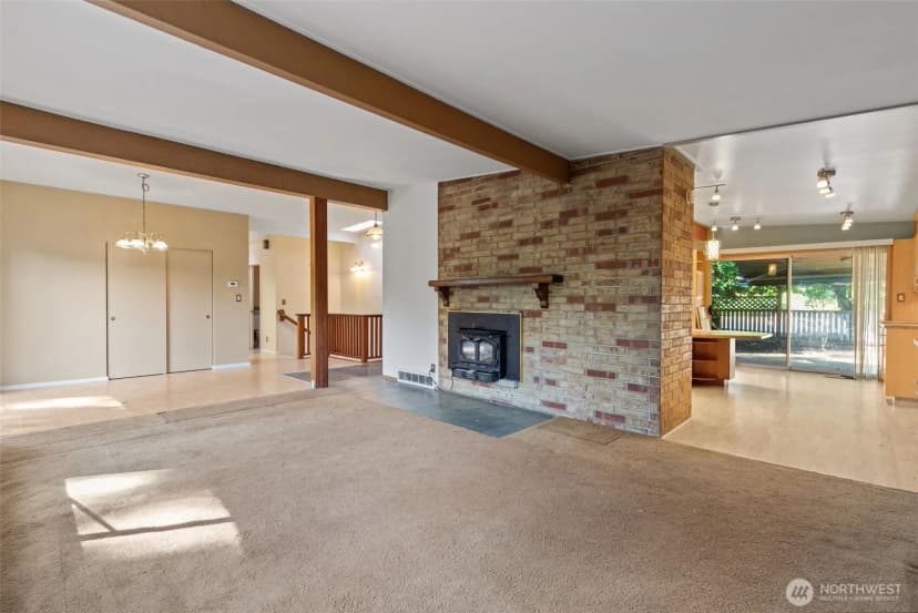 Property photo for 16639 Se 8th Street, Bellevue photo 5