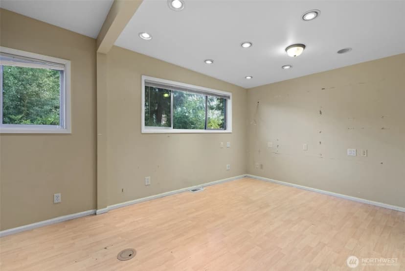 Property photo for 16639 Se 8th Street, Bellevue photo 18