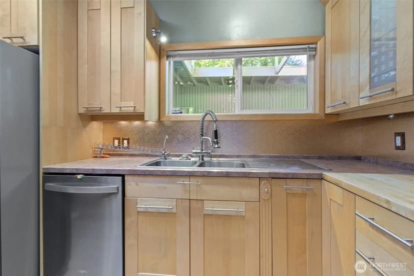 Property photo for 16639 Se 8th Street, Bellevue photo 16