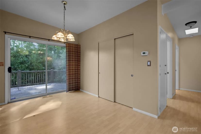 Property photo for 16639 Se 8th Street, Bellevue photo 7