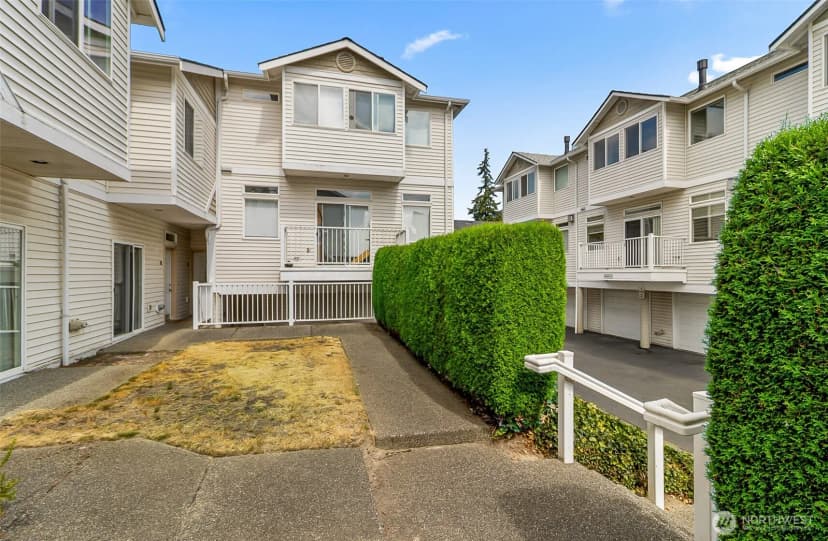 Property photo for 4133 156th Street Sw #13, Lynnwood photo 30