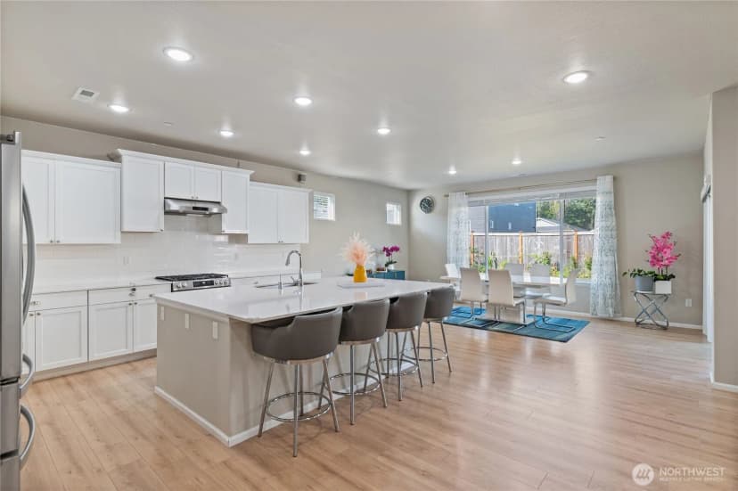 Property photo for 1175 Panoramic Loop, Bremerton photo 10