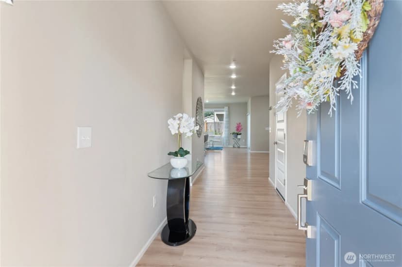 Property photo for 1175 Panoramic Loop, Bremerton photo 3
