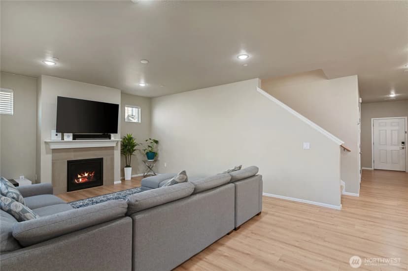 Property photo for 1175 Panoramic Loop, Bremerton photo 7