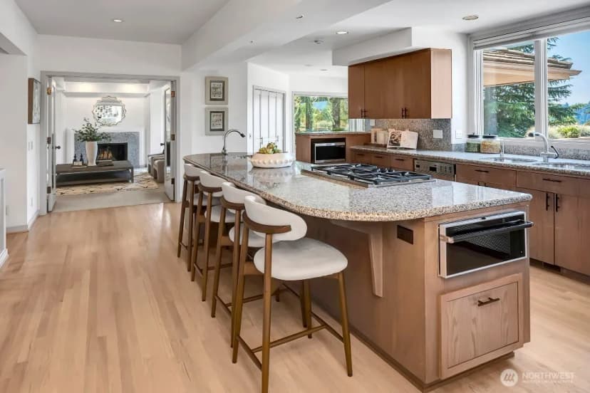 Property photo for 4715 81st Avenue Se, Mercer Island photo 12