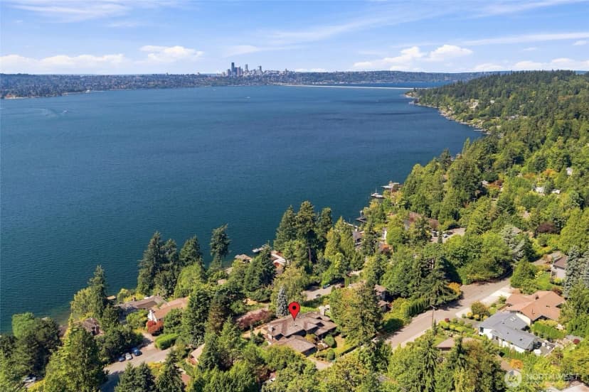 Property photo for 4715 81st Avenue Se, Mercer Island photo 40