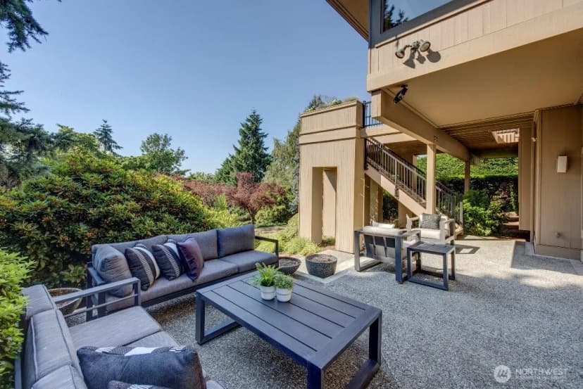 Property photo for 4715 81st Avenue Se, Mercer Island photo 32