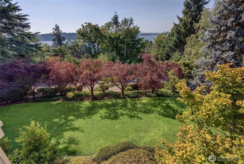 Property photo for 4715 81st Avenue Se, Mercer Island photo 33